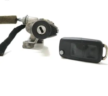 Volkswagen Transporter - Caravelle T5 Ignition lock 4B0905851B 7H1713303