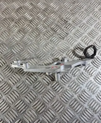 Volvo XC40 Engine mounting bracket 31493256