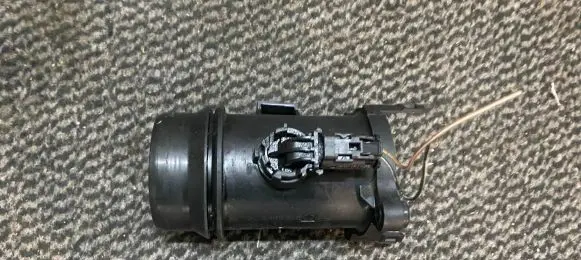 BMW 5 F10 F11 Mass air flow meter 850635903
