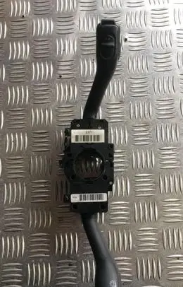 Volkswagen PASSAT B5 Indicator stalk 8l0953513j