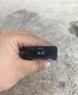 Toyota Corolla E120 E130 Other switches/knobs/shifts 153635 7662X68 228108H