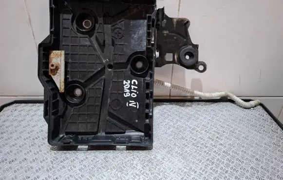 Renault Clio IV Battery box tray 648604862R