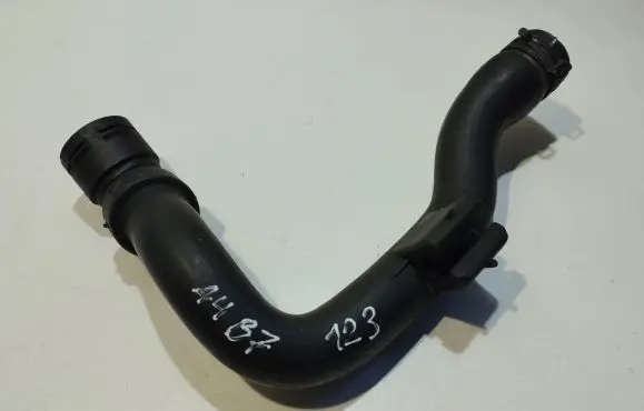 Audi A4 S4 B7 8E 8H Engine coolant pipe/hose 8E0121101C