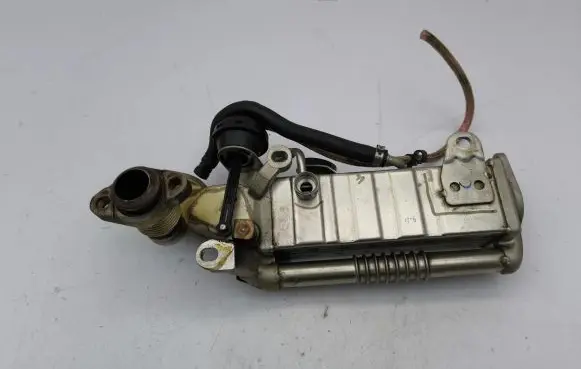 Mini Cooper Countryman R60 EGR valve cooler 8573897