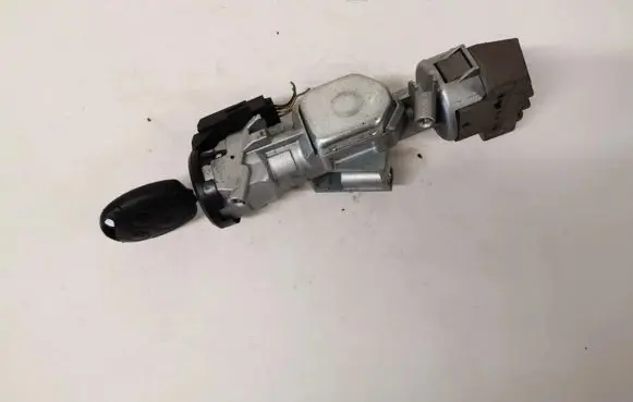 Ford Focus Ignition lock 3m513f880ad 3m51-3f880-ad
