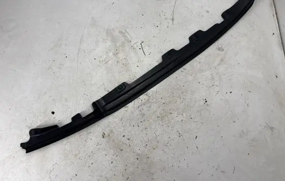 Dodge RAM 1500 DS Other front door trim element 68291617AB