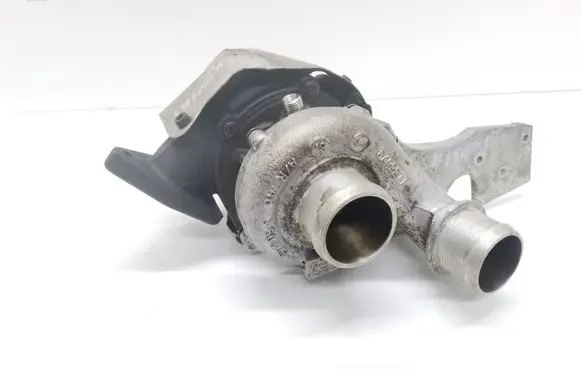 Audi A8 S8 D3 4E Turbo GT1749V 057145702T 750720