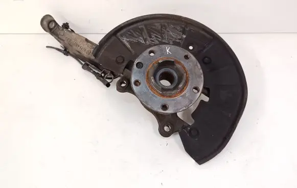 Audi Q7 4L Front wheel hub spindle knuckle 7P6407245A