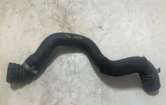 Opel Insignia B Engine coolant pipe/hose 39087124 422340466 C1869400