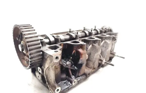Nissan NV200 Engine head 110421067R