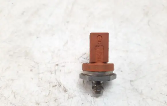 Fuel pressure sensor