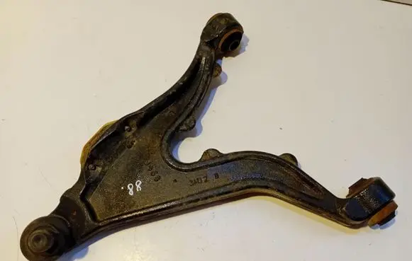 Volvo S70 V70 V70 XC Front lower control arm/wishbone 9468