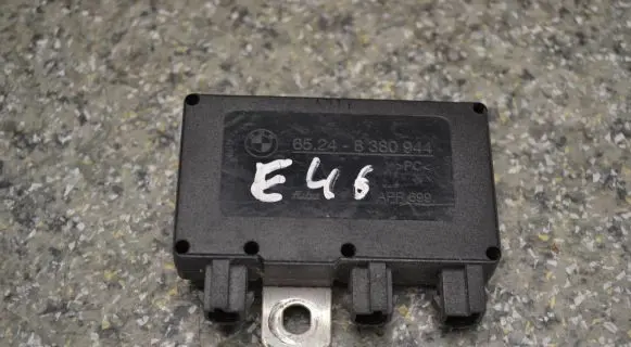 BMW 3 E46 Antenna control unit 65248380944
