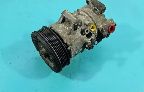 Toyota Avensis T250 Air conditioning (A/C) compressor (pump) 4472209245 IMPRK1550058