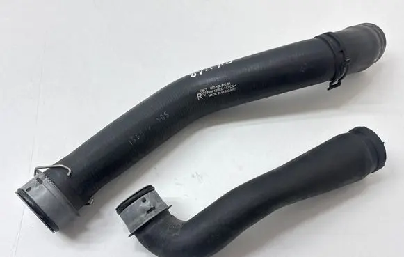 Porsche Panamera (970) Engine coolant pipe/hose 97010650201 97010623201
