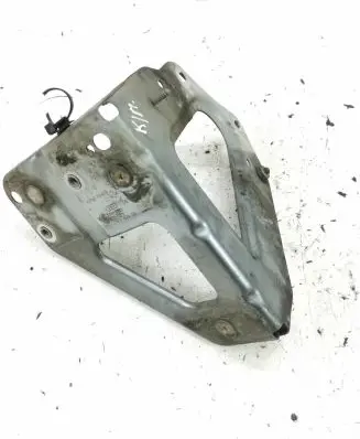 Audi A6 S6 C6 4F Fender mounting bracket 4F0821135 908S109