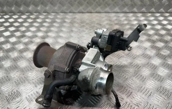 BMW 3 F30 F35 F31 Turbo 8519475