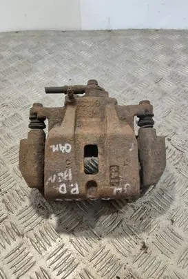 Lexus RX 300 Front brake caliper 