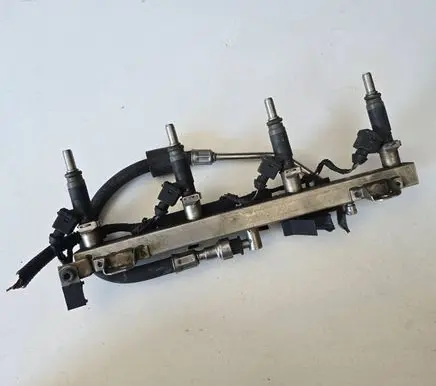 BMW 5 E60 E61 Fuel main line pipe 7506158 3321B04998