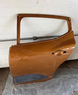 Dacia Sandero III Rear door