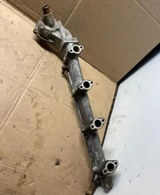 Thermostat/thermostat housing