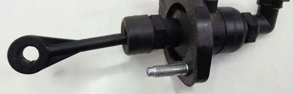 Hyundai ix20 Clutch master cylinder
