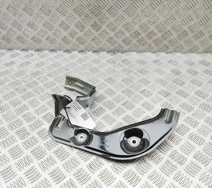BMW XM Fender mounting bracket 9451341 9451336