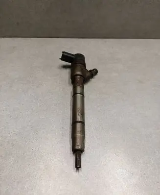 Fuel injector