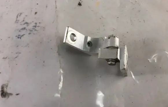 Fiat Punto Evo Front door lower hinge 