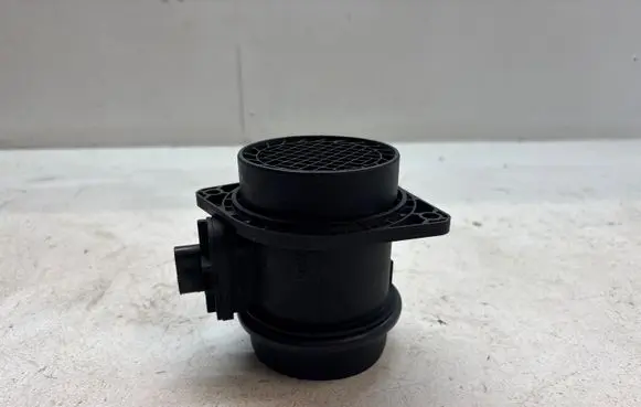 Mini One - Cooper Coupe R56 Mass air flow meter F00C268012