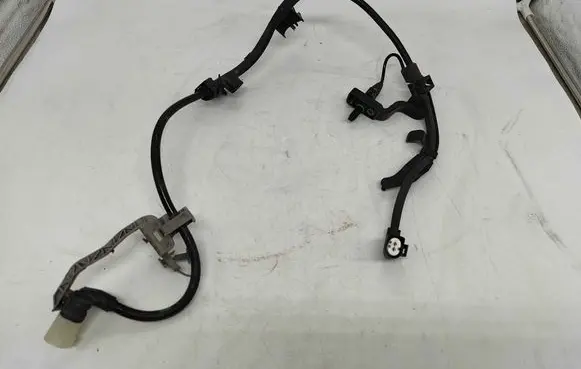 Mercedes-Benz CLA C118 X118 Rear ABS sensor wiring A2475400600