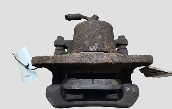 Toyota RAV 4 (XA20) Front brake caliper