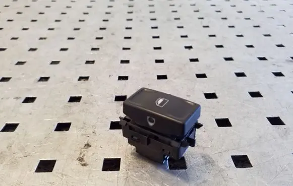 Skoda Octavia Mk3 (5E) Electric window control switch 5E0959855