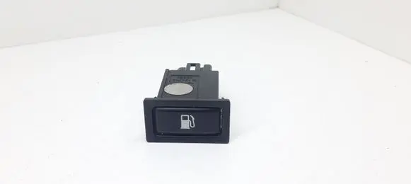 Toyota Avensis T250 Fuel tank opening switch 156795