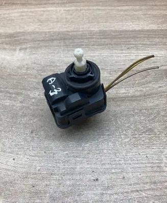 Audi A3 S3 8L Headlight level adjustment motor 8L0941295