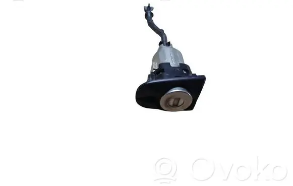 Toyota Yaris Cross Front door lock (next to the handle) Q49G 049A 049