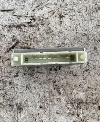 Volvo V70 Gearbox control unit/module P3073549