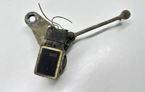BMW 7 E65 E66 Headlight/headlamp level sensor 6784696