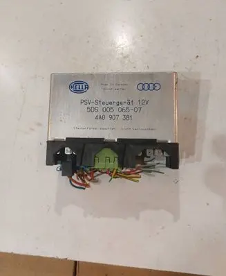 Audi A8 S8 D2 4D Seat control module 4A0907381 5DS00506507