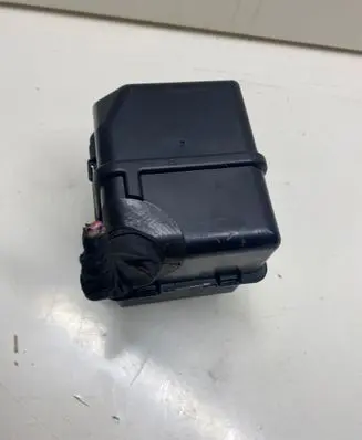 Volkswagen PASSAT B7 Fuse box set 1K0937311C 013949781