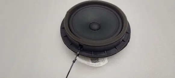 Suzuki SX4 S-Cross Front door speaker 3910268L01 F16109F