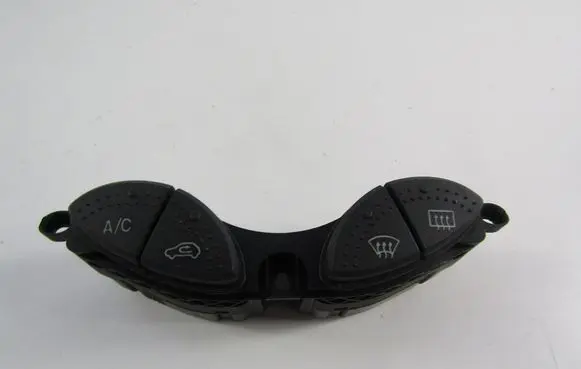 Ford Focus Air conditioning (A/C) switch 98AG19A945CH