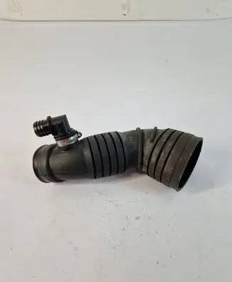 Skoda Superb B5 (3U) Air intake hose/pipe 3B0129615K