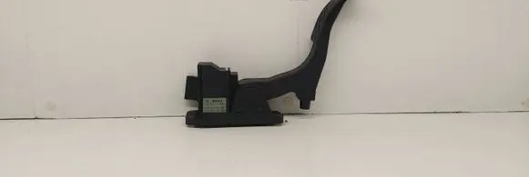 Volkswagen Golf IV Accelerator throttle pedal 1J1721503K 0281002342