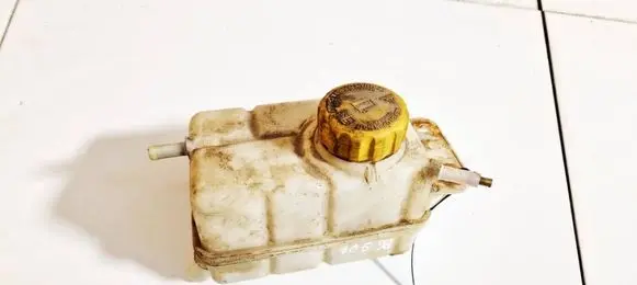 KIA Optima Coolant expansion tank/reservoir 96815542
