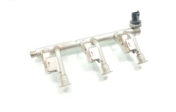 Ford Focus Fuel main line pipe DM5G-9H487-AB