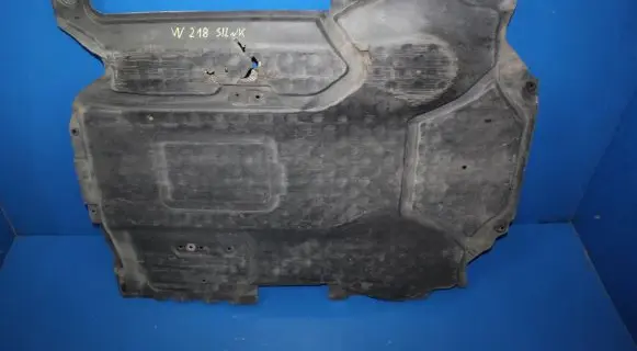 Mercedes-Benz CLS C218 X218 Engine splash shield/under tray