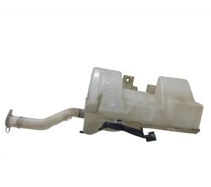 Mitsubishi Colt Windshield washer fluid reservoir/tank MN105384 A4548600060 MN105383