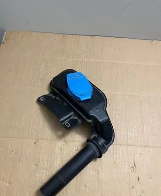 Audi Q5 SQ5 Lamp washer fluid tank 8R0955452