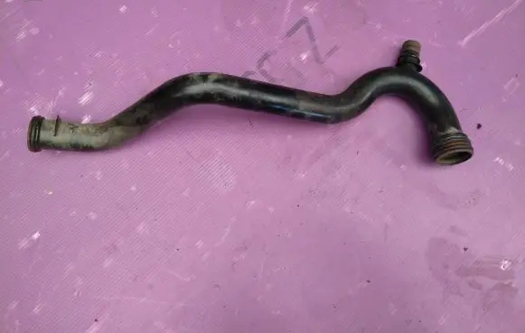 Peugeot Expert Engine coolant pipe/hose